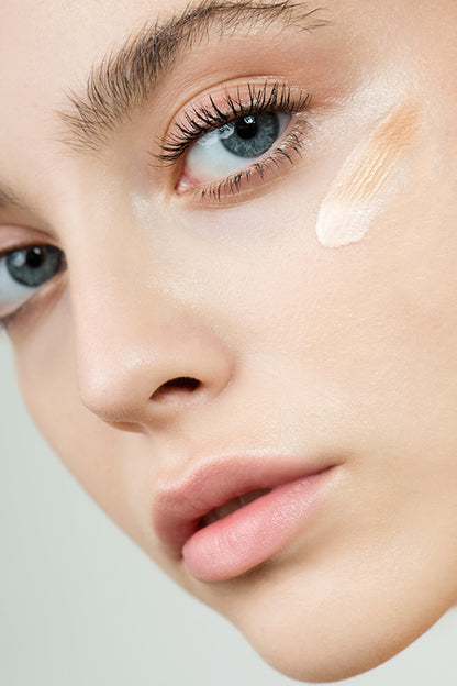 24k Altın Yüz Serumu + Retouch Ton Eşitleyici Krem Paketi